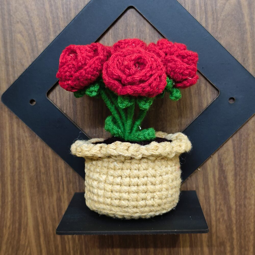 Crochet Collection rose flower pot