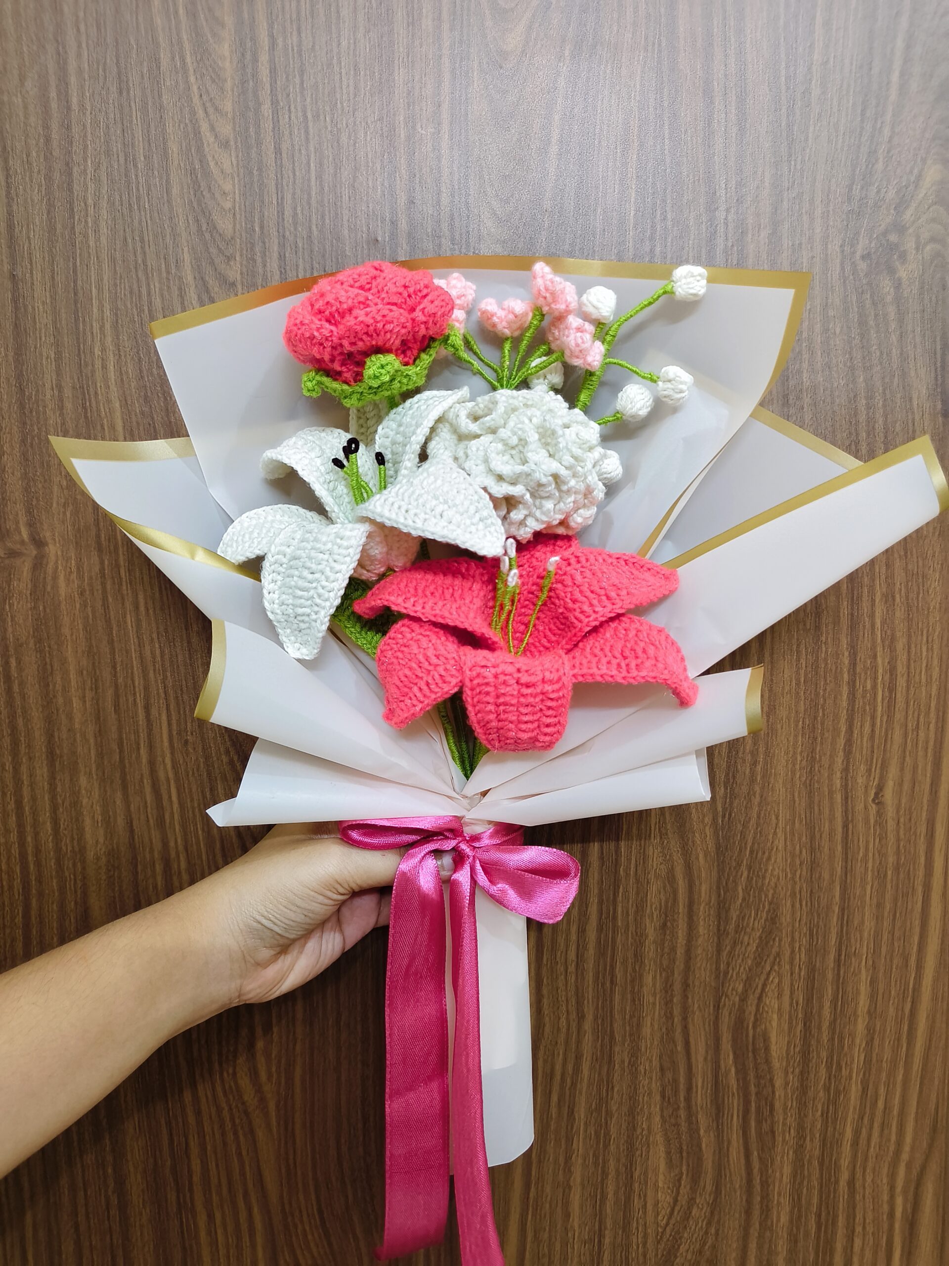 Lily, Carnation bouquet