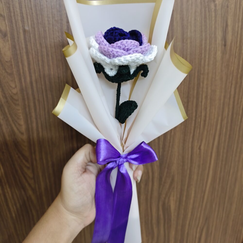 Crochet Collection purple crochet rose 💜